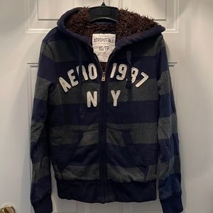 AEROPOSTALE NEW WITHOUT TAGS SIZE XS. MEN’s gray and navy stripes